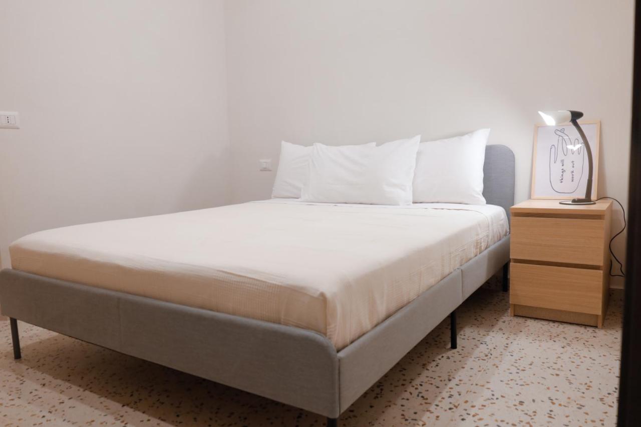 Retrophilia Home Наполи Екстериор снимка